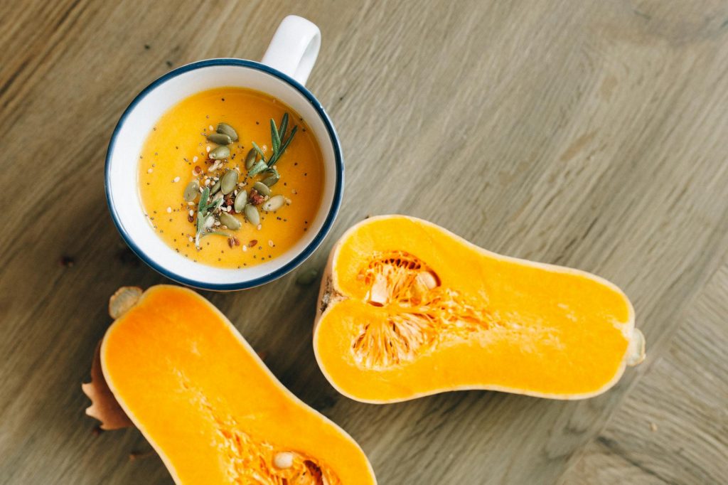 Purée de butternut Thermomix sans — bol de purée de butternut