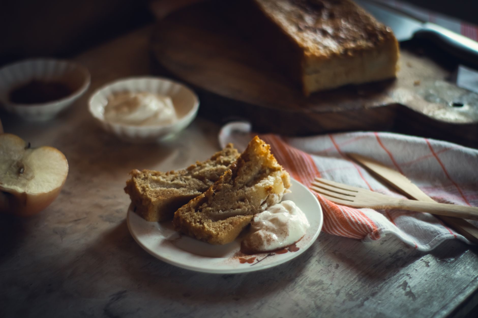 Maîtriser le gâteau moelleux pomme cannelle : bases et organisation — part de gâteau aux pommes et cannelle